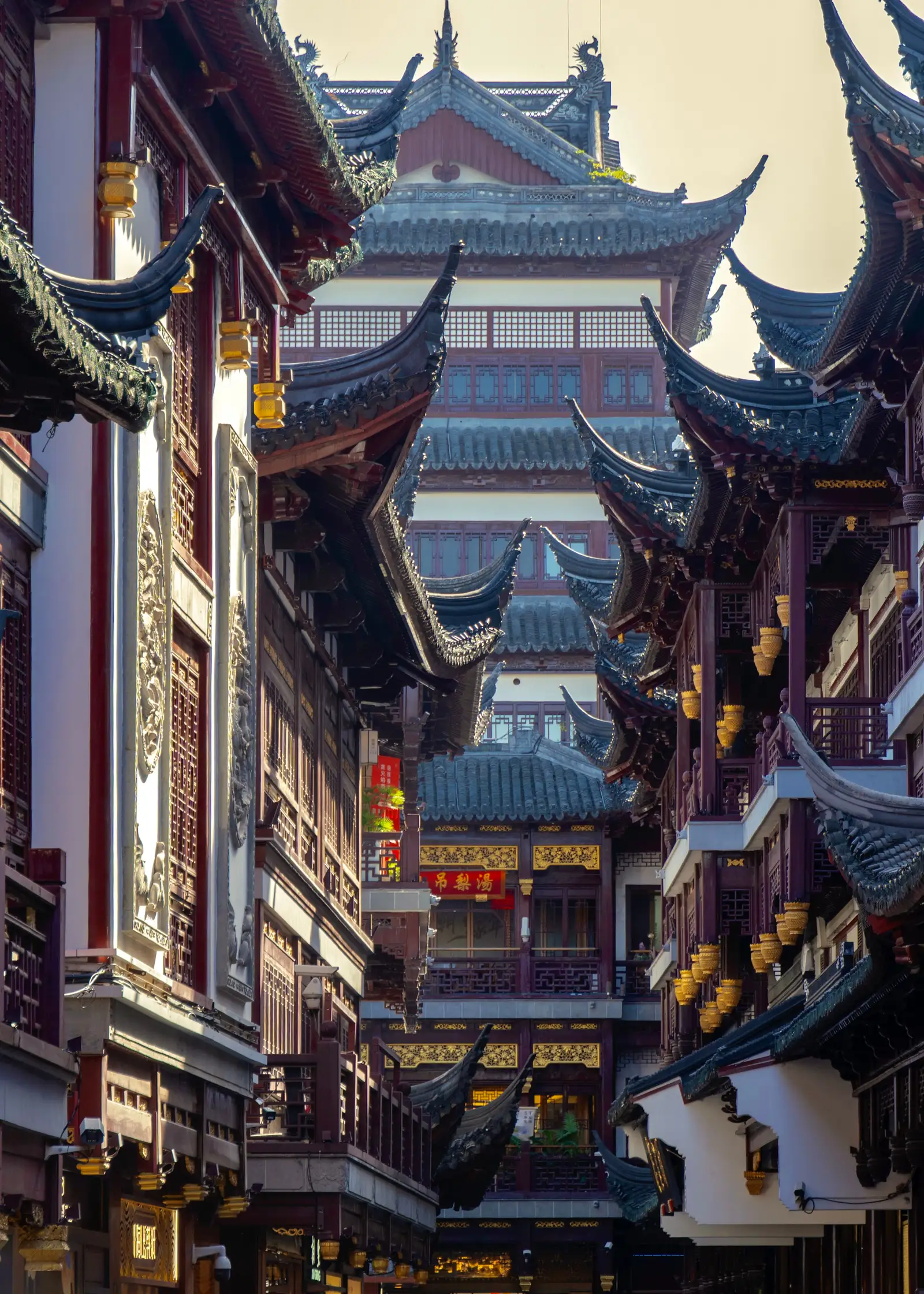 Upturned eaves of the Yu Garden bazaar buildings